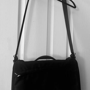 Tumi Black Men's Messenger Bag